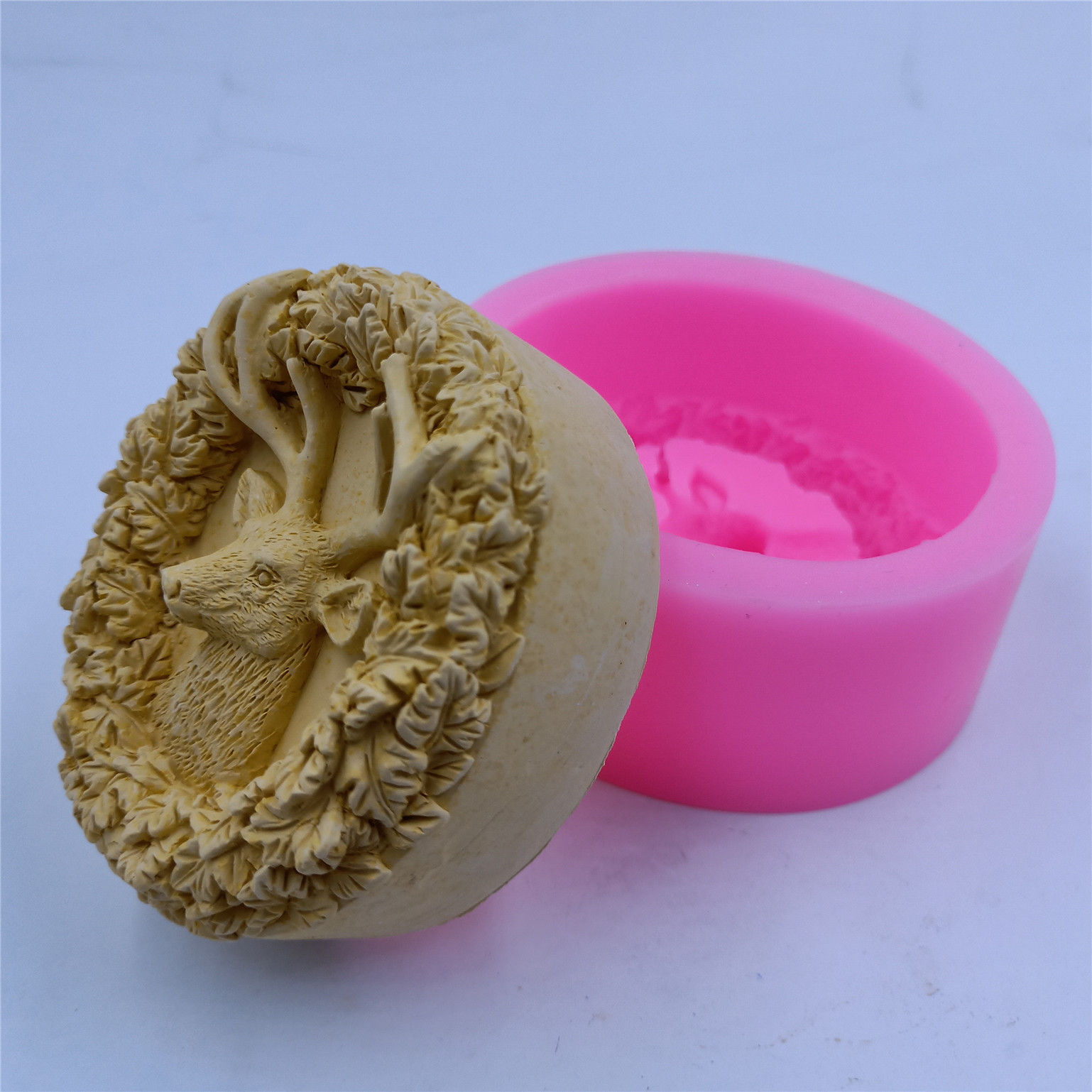 鹿デザイン石鹸シリコーン型作る石鹸ムースケーキ金型アロマワッ - Resin Craft Ideas のレビューと価格