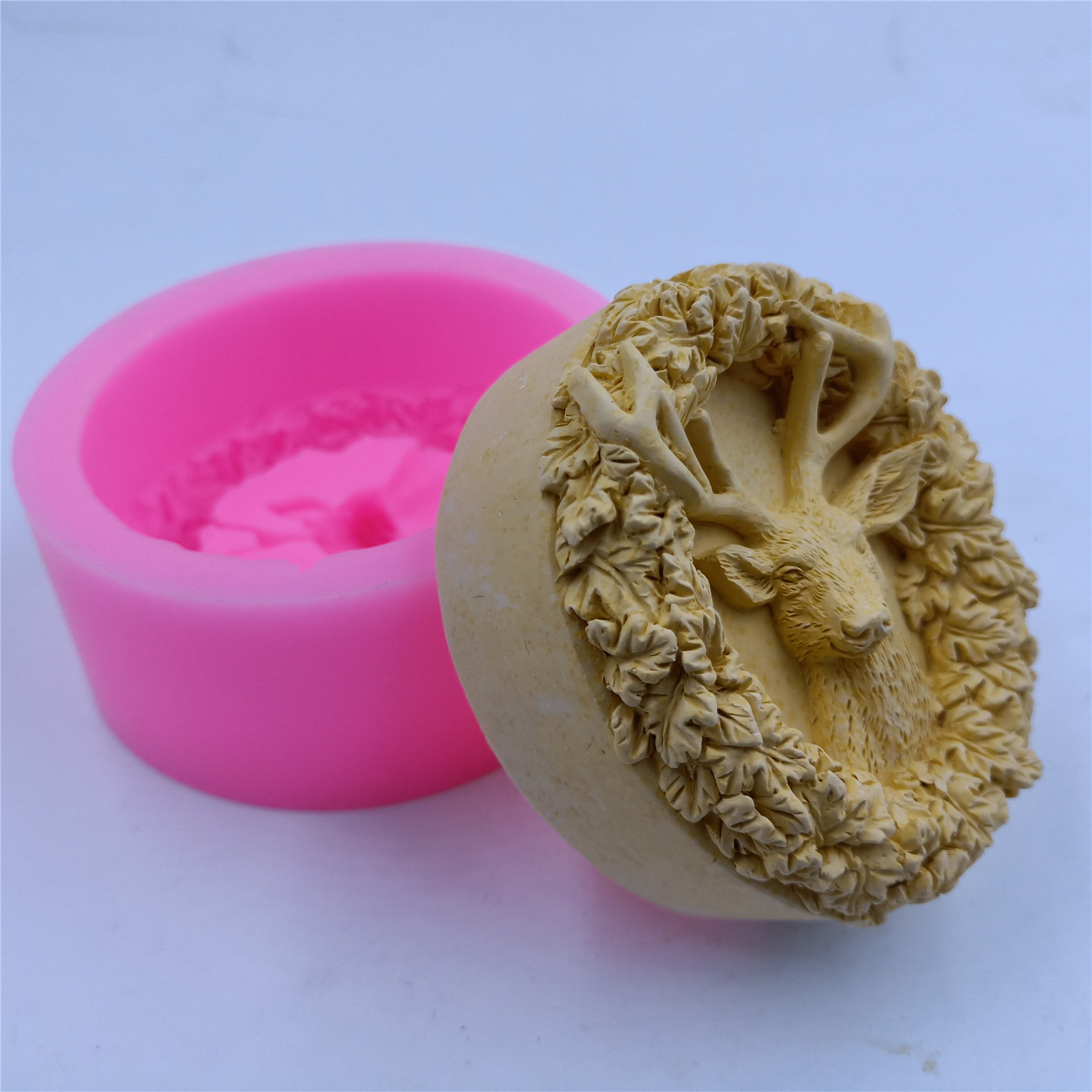 鹿デザイン石鹸シリコーン型作る石鹸ムースケーキ金型アロマワッ - Resin Craft Ideas のレビューと価格